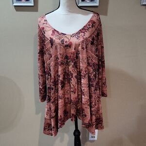 ONE WORLD Floral V-Neck Blouse